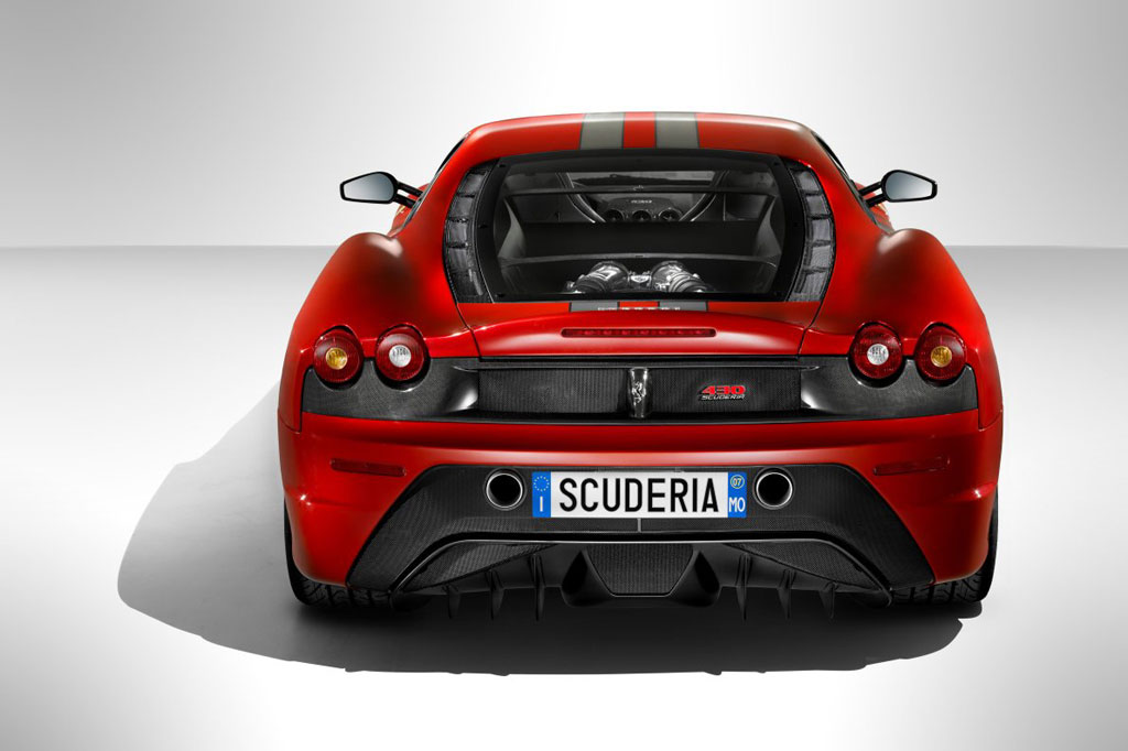 Ferrari-430-Scuderia-4.jpg