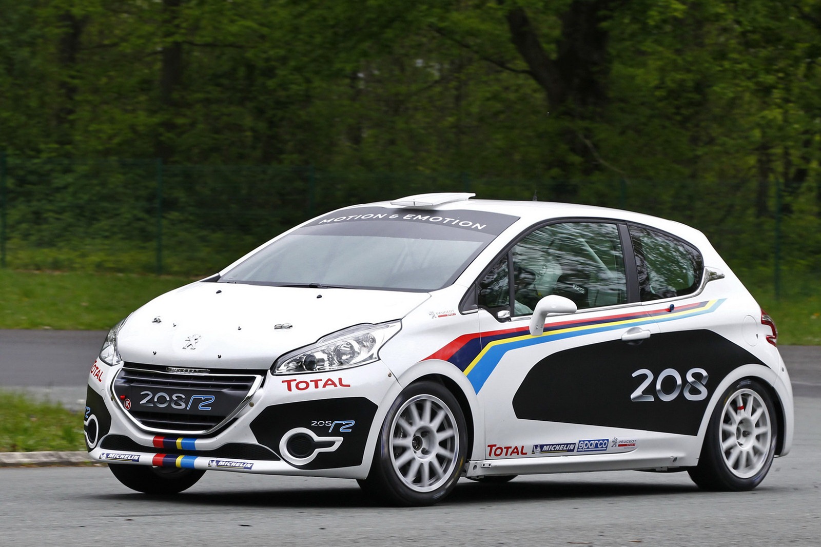 Peugeot-208-R2-142-218588.jpg